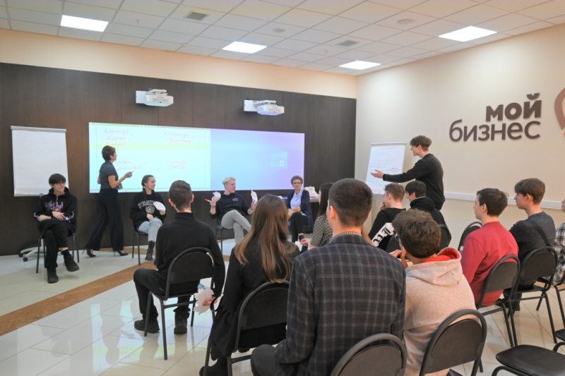 Финишировал цикл бизнес-уроков и экскурсий для старшеклассников Камчатки