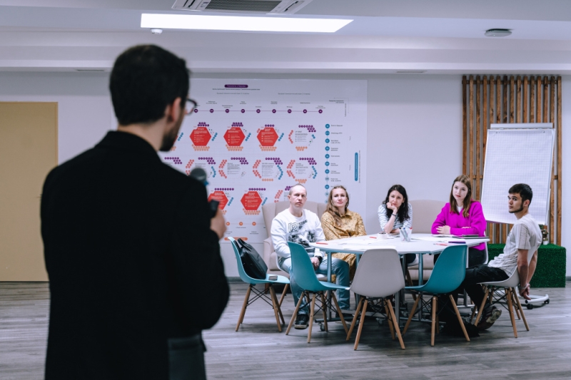 Югра приглашает желающих на «Курс начинающего предпринимателя»