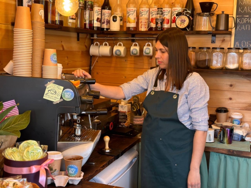 Многодетная мама из Самарской области развивает кофейню с господдержкой