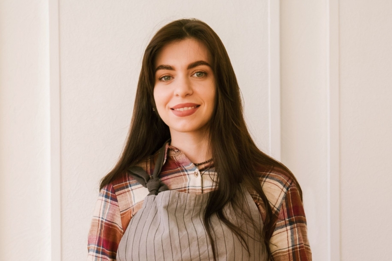 Самозанятая открыла творческую мастерскую в центре Новосибирска благодаря господдержке