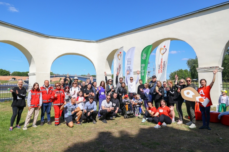 Участники благотворительной акции новгородского центра &laquo;Мой бизнес&raquo; помогли ребенку